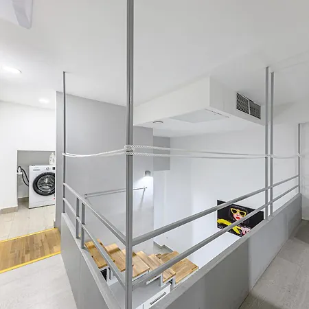 Westend Prime Location -huge 3 Bedroom With Ac アパート ブダペスト