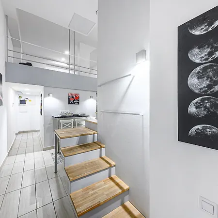 Westend Prime Location -central 3 Bedroom Budapest