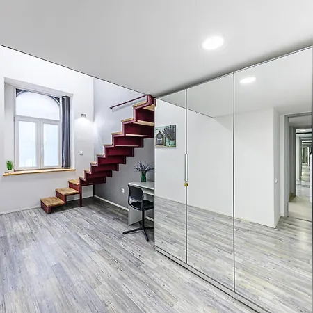 Apartmán Westend Prime Location -huge 3 Bedroom With Ac