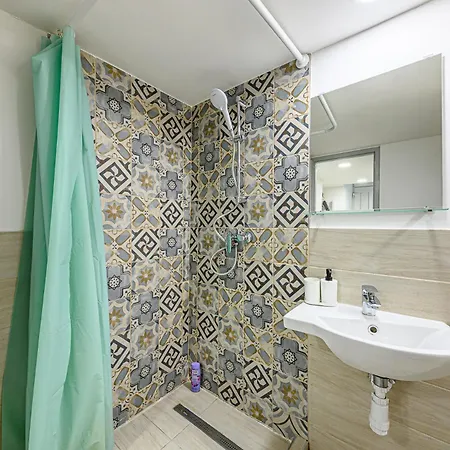 Apartmán Westend Prime Location -huge 3 Bedroom With Ac