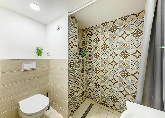 Appartement Westend Prime Location -central 3 Bedroom *